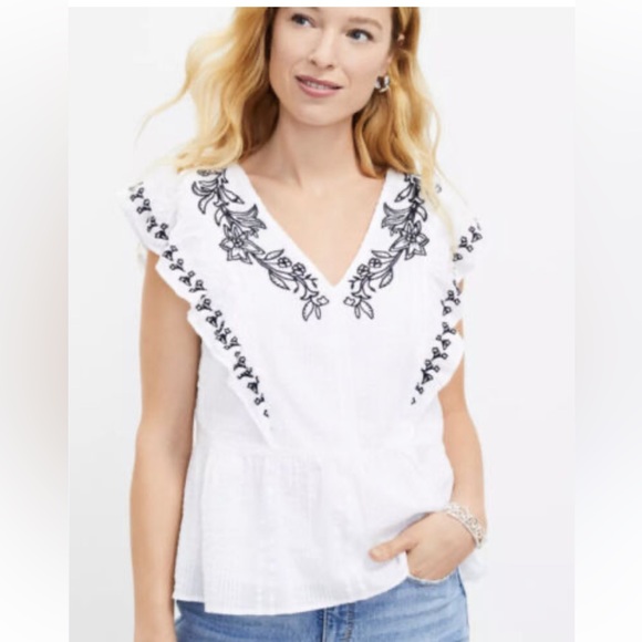 LOFT Tops - LOFT Floral Embroidered
Peplum Top
